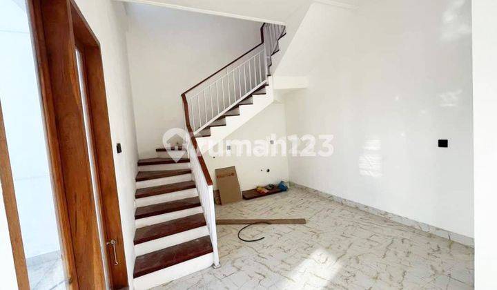 Rumah Bagus Semi Villa Dalam Cluster Modern Dekat Ke Bandara 2