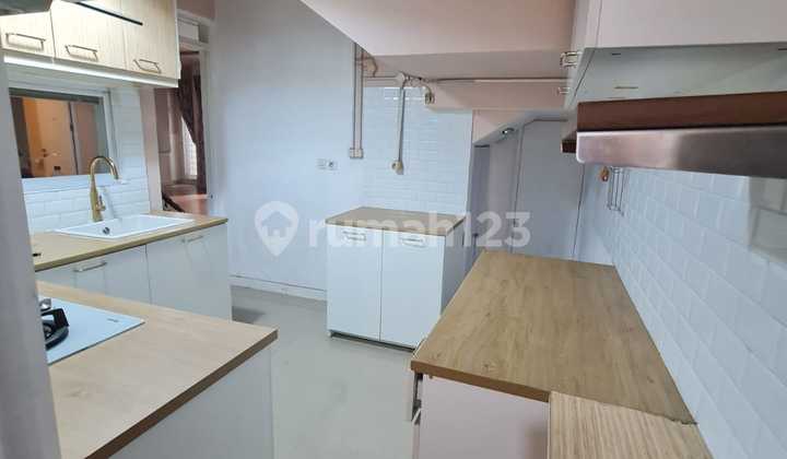 Rumah Murah di Green Lake City 10X18 M2 SHM Kamar 4 Harga Nego 2