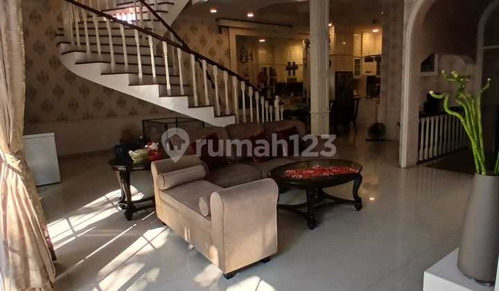 Rumah Murah Grisenda Pik Uk 19X16 M2 Hook Ada Pool Semi Furnish