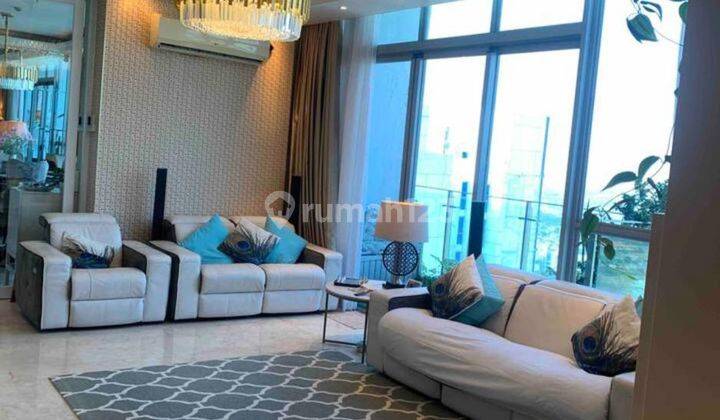 Penthouse The Windsor, Luas 292 M2, Furnished, Private Lift, Puri Kembangan 1