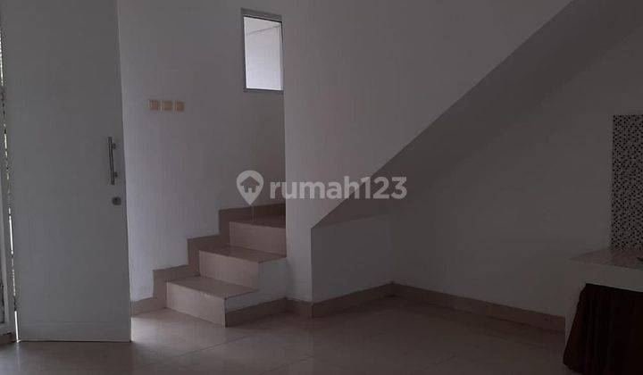 Rumah Murah Serpong Park, Luas 104 M2, 2 Kamar 2