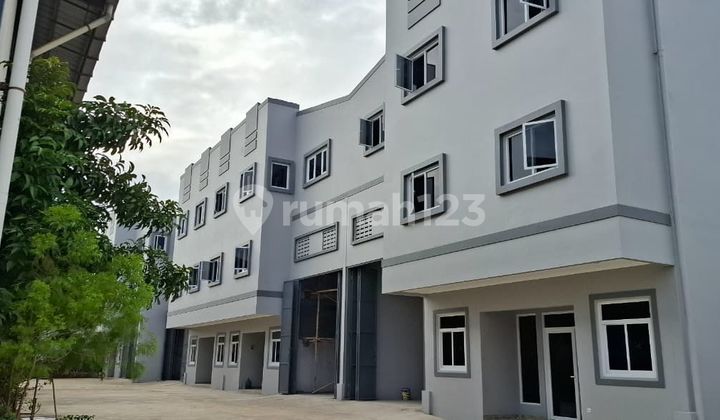 New Warehouse in Kamal Muara Size 12.5x26 M2 Strategic Location New Warehouse in Kamal Muara Size 12.5x26 M2 Strategic Location