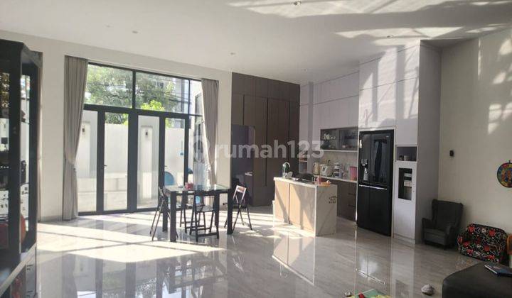 Rumah Sunter Mas, Hook, 3.5 Lt, Luas 292 M2, Semi Furnished, Nego 2