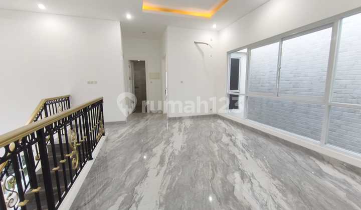 Rumah Brand New Sektor 8 Bintaro Luas 440 M2 Kamar 6 SHM Nego