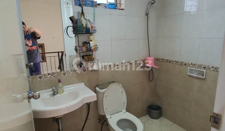 Affordable Permata Puri Media House 8x18 M2 SHM 4 Bedrooms Negotiable West Jakarta 2