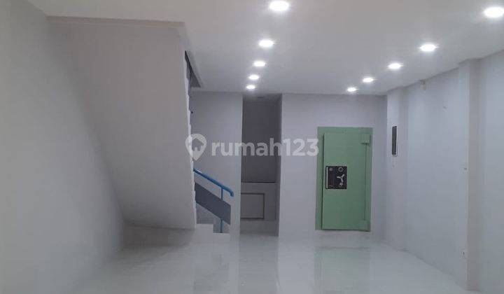 Ruko Di Komplek Perkantoran Intercon Plaza, Luas 82 M2, Hgb, 3.5 Lantai, Harga Nego 2