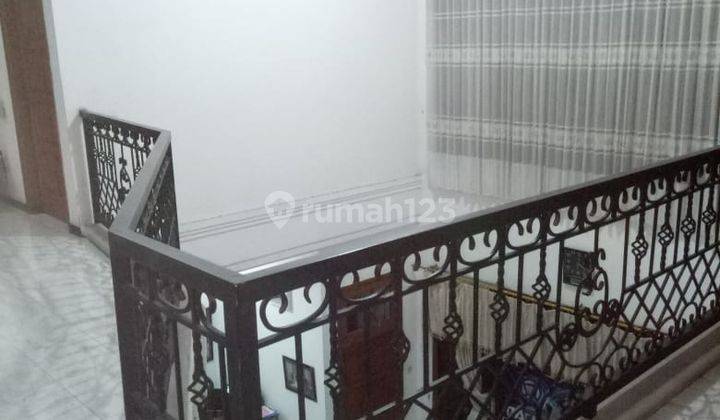 Rumah Mewah Lokasi Elite di Pakuwon Indah Surabaya Barat 1