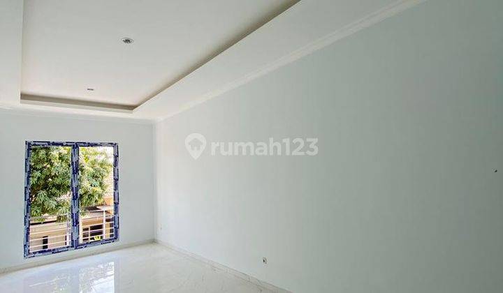 Rumah New Gress Minimalis Manyar Indah Surabaya 1