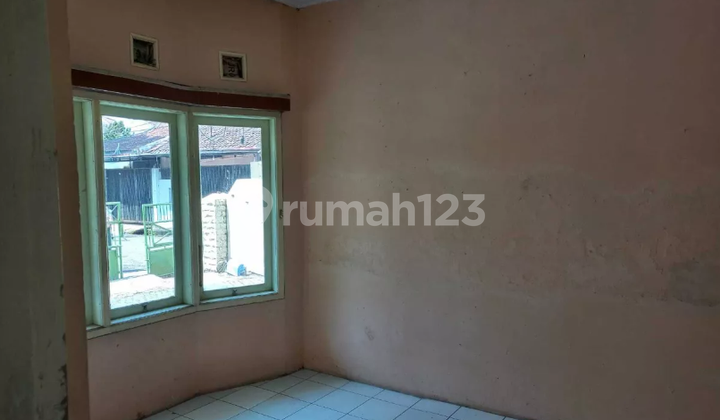 Suitable for Rebuilding House Land Calculation Sutorejo Prima Facing North 1