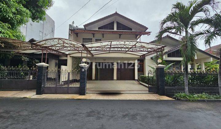 Rumah Klasik Kamar 4+2 2lantai Unfurnish Rempoa Tangerang 1