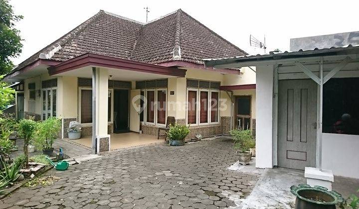 Rumah 1Lantai Strategis Potensi Usaha Homestay Dekat RS Lavalette 1