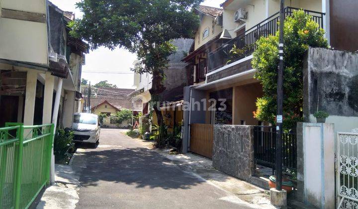 Rumah 2 Lantai Unfurnish Dekat Kampus UII Potensi Kost2an 2