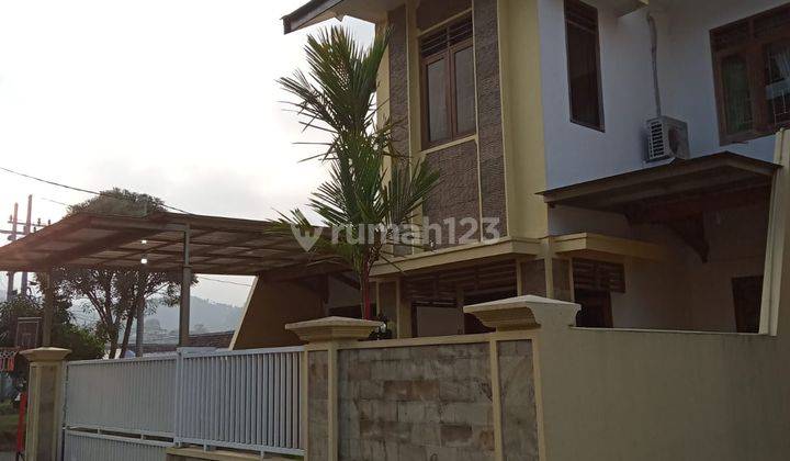 Rumah Hook 2lt 3kamar Unfurnish Dekat Gedung Amongtani Batu 2