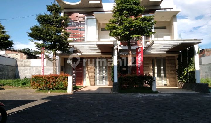 Rumah 3kt Furnish Private Cluster Strategis Area Kota Malang 