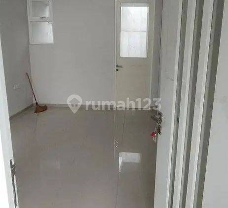 Rumah 1lt 2kt 1km Unfurnish Dekat Poros Jalan Malang-surabaya 2