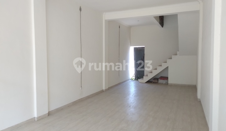 New 2-Story Shop House 1km Unfurnished Near Ub Umm Malang City