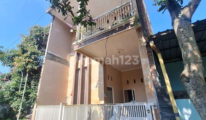 Rumah 3lt 3kt 2km Asri Dekat Kampus Uin Itn Brawijaya  1