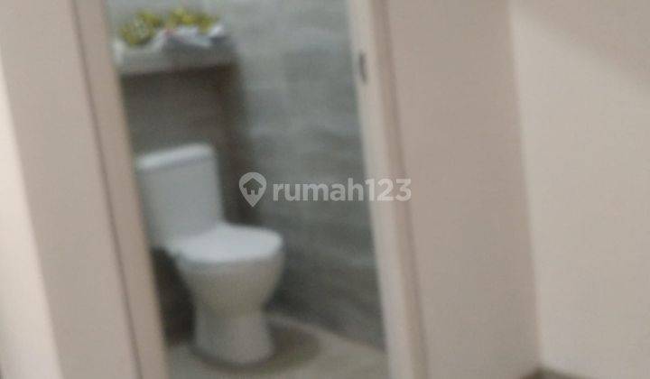 Rumah Murah 2 lantai di blue safir sumur batu Jakarta pusat 7