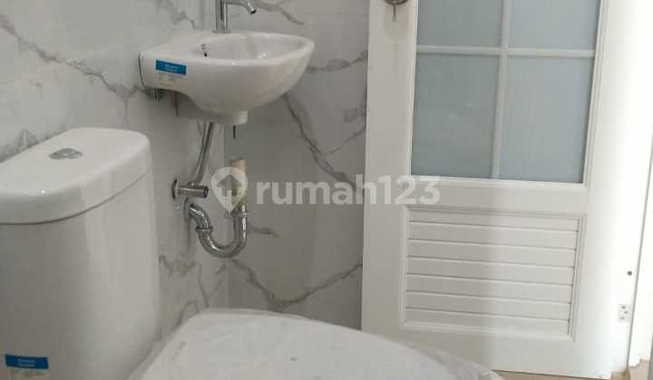 Rumah mewah di Jl.cempaka putih timur belakang KFC taman solo Jakarta pusat di Cempaka putih timur jakarta pusat 4