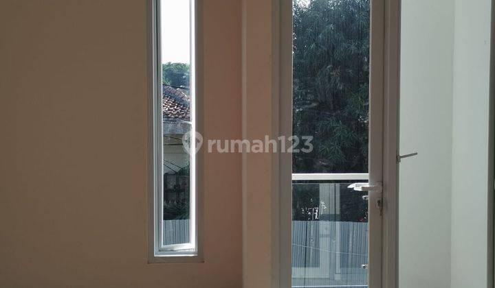 Rumah mewah 2 lantai modern di Jl.cempaka putih Tengah 26E cempaka putih jakarta pusat  1