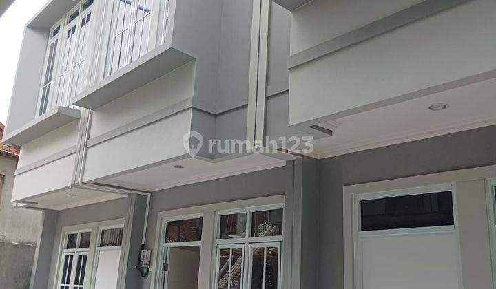 Rumah Modern 2 Lantai Di Cipinang Elok Jakarta Timur 2