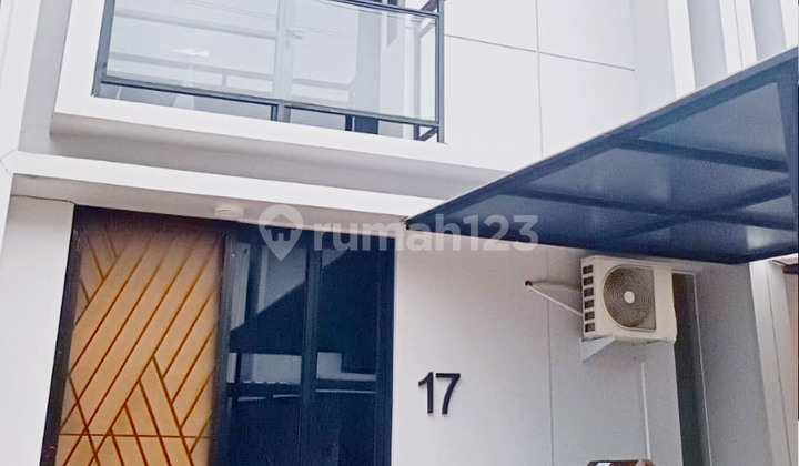 House for Sale in Uptown Estate Lippo Cikarang - Fully Furnished