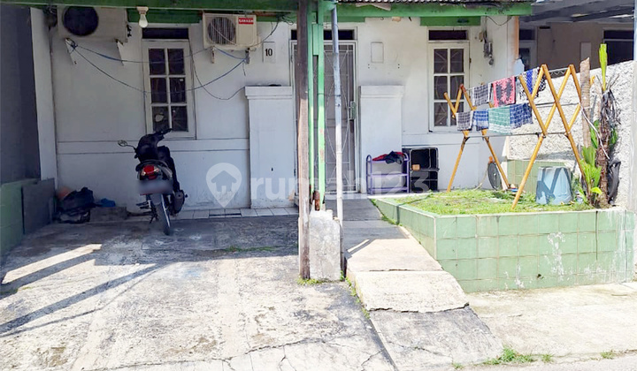 House in Green Valley Lippo Cikarang for Sale Semi Furnished