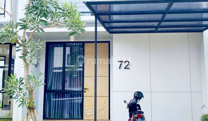 Dijual Rumah di Uptown Estate Lippo Cikarang Bagus Siap Huni 1