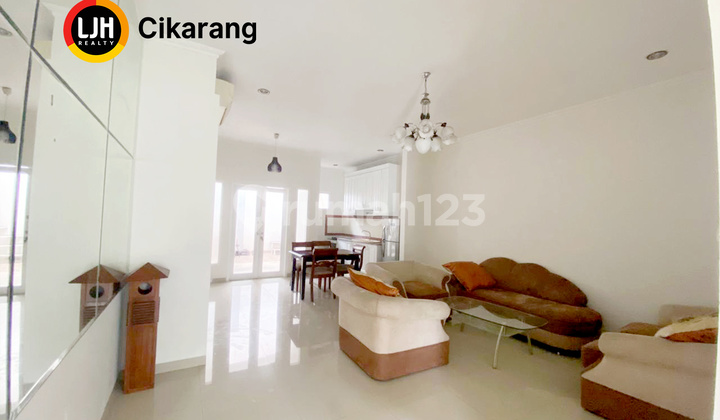 For Sale For Rent House in Beverly Lippo Cikarang 3 Bedrooms 2