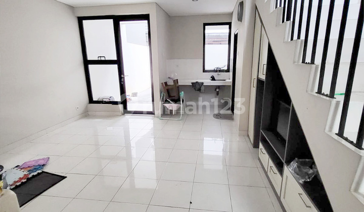 Dijual Rumah di Le Freya Lippo Cikarang Furnished Siap Huni 2