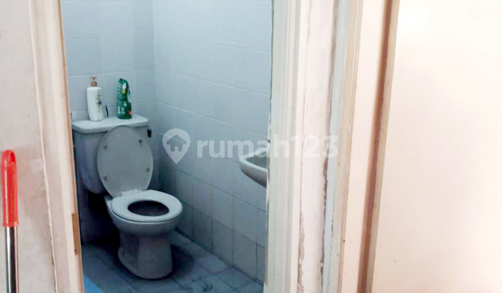 For Sale: House Behind Ruko on Sudirman Boulevard Jababeka, Already with SHM (Certificate of Ownership) 2