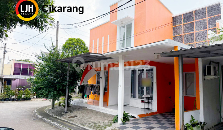 For Sale House Hook Position in Maple Leaf Cluster Lippo Cikarang