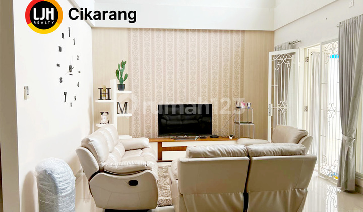 Rent Furnished House in Emerald Mansion Cluster, Lippo Cikarang, 4+1 Bedroom 2