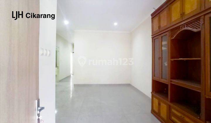 Dijual Rumah di Taman Napoli Lippo Cikarang Bagus Strategis 1