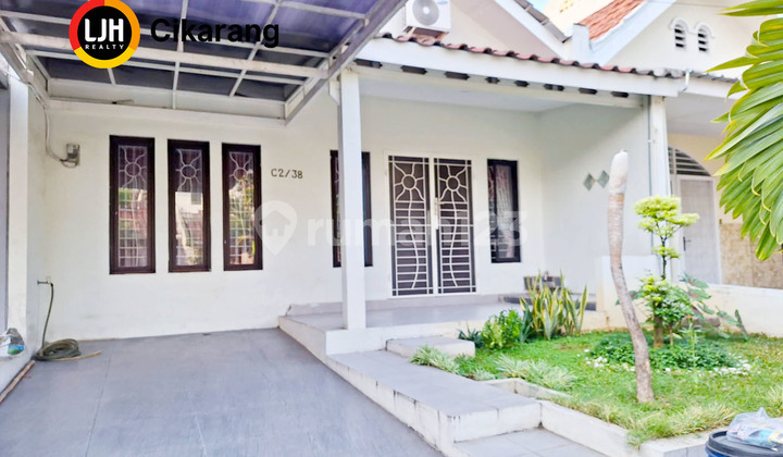Rumah di Cluster Meadow Green Lippo Cikarang Dijual Bagus Terawat