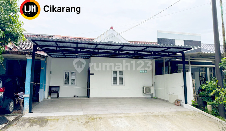 House in Beverly Lippo Cikarang Cluster for Rent, Good Condition, Move-in Ready.