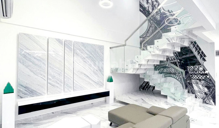 Luxury House Cluster Emerald Lippo Cikarang For Sale Fully Furnished