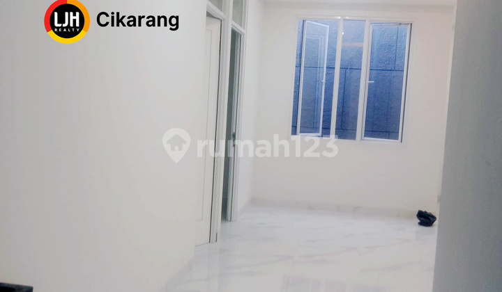 Disewakan Rumah 8+1 KT Semi Furnished di Beverly Lippo Cikarang 2