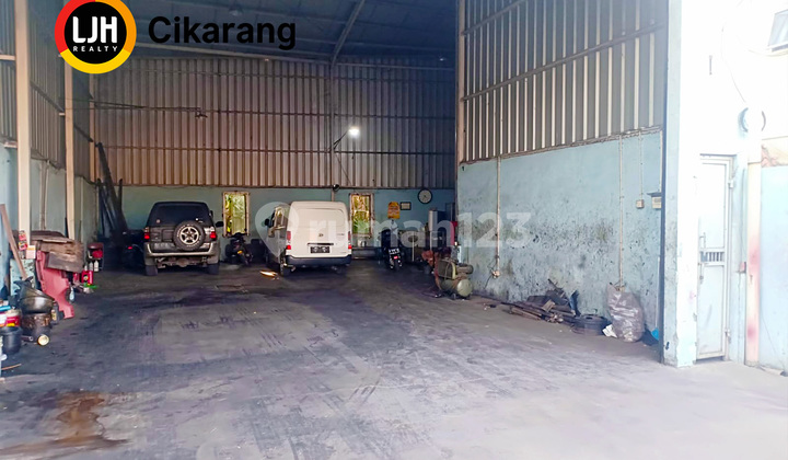 For Sale For Rent Shop House on Jl Raya Cikarang - Cibarusah Sukaresmi 2