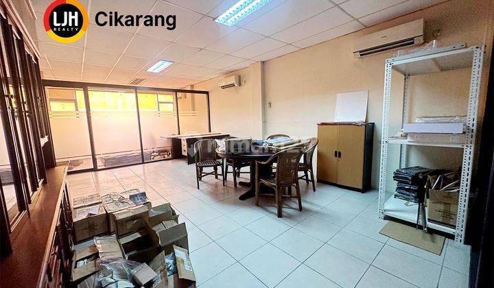 Ruko CBD Jababeka Cikarang Dijual 3 Lantai dengan 8 Unit AC 2