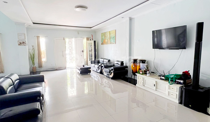 Rumah Bagus Siap Huni 5 KT Cluster Beverly Lippo Cikarang Dijual  2