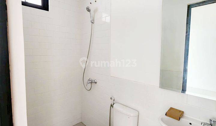 Ruko the Hive Cosmo Lippo Cikarang Dsewakan 2 Lantai Posisi Badan 2