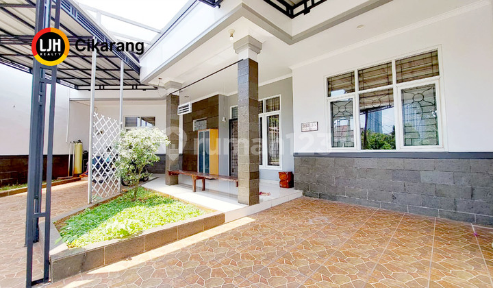 Rumah di Cluster Beverly Lippo Cikarang Disewakan Fully Furnished