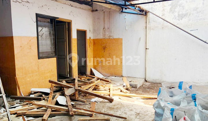 House for Sale in Dago Lippo Cikarang, As-Is Condition 2