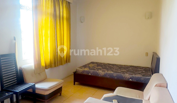 Dijual Rumah Siap Huni Depan Taman di Meadow Green Lippo Cikarang 2