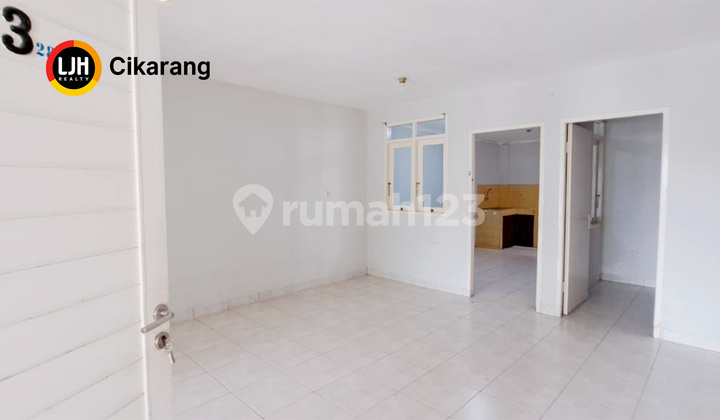 For Sale: House in Taman Sriwijaya Simpruk, Lippo Cikarang 2