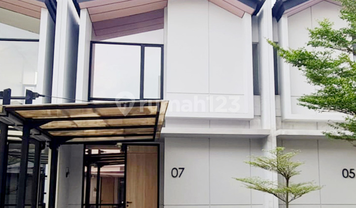 Rent Fully Furnished 3 Bedroom House in Lippo Cikarang Waterfront Cluster