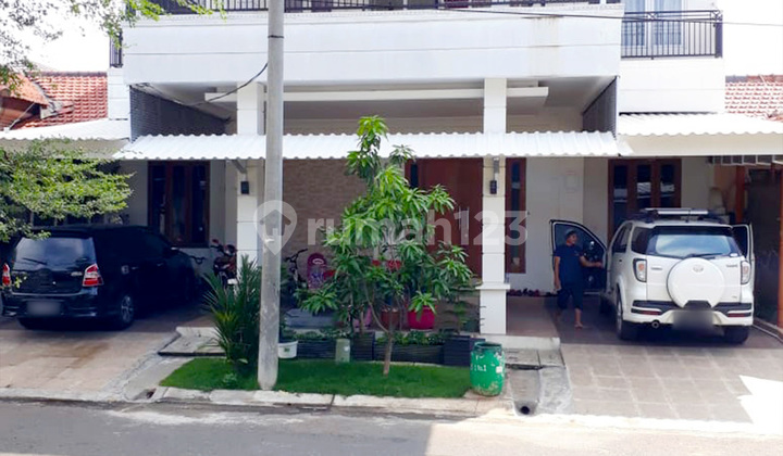 Dijual Rumah Lembah Hijau Lippo Cikarang Bagus Ada Kolam Renang 1