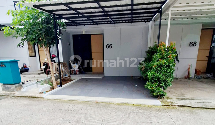 For Sale House in Uptown Estate Lippo Cikarang Semi Furnished 3 BR
