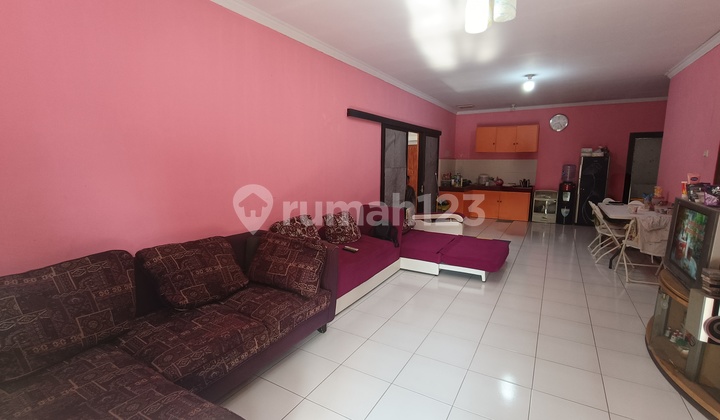 Aesthetic and Affordable House Below Market Price in Sariwangi 2